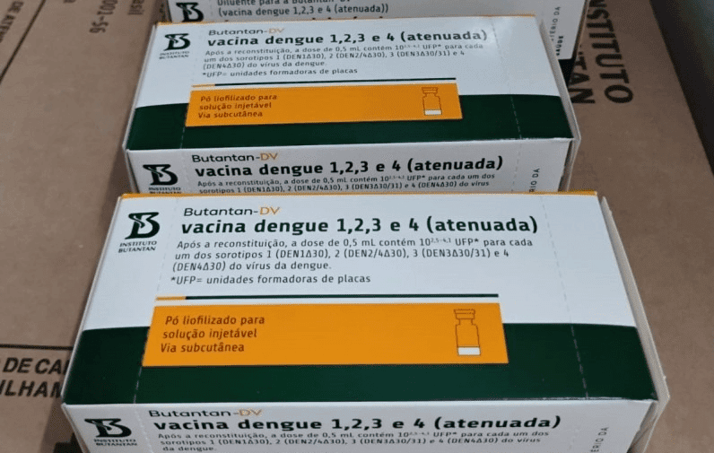 Rio Grande do Sul inicia distribuição de vacina contra dengue para profissionais da atenção primária em saúde