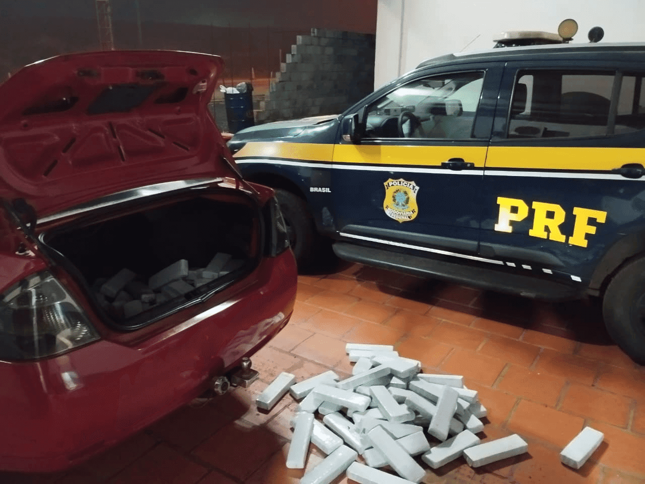 PRF apreende mais de 60 quilos de maconha com traficante em Seberi