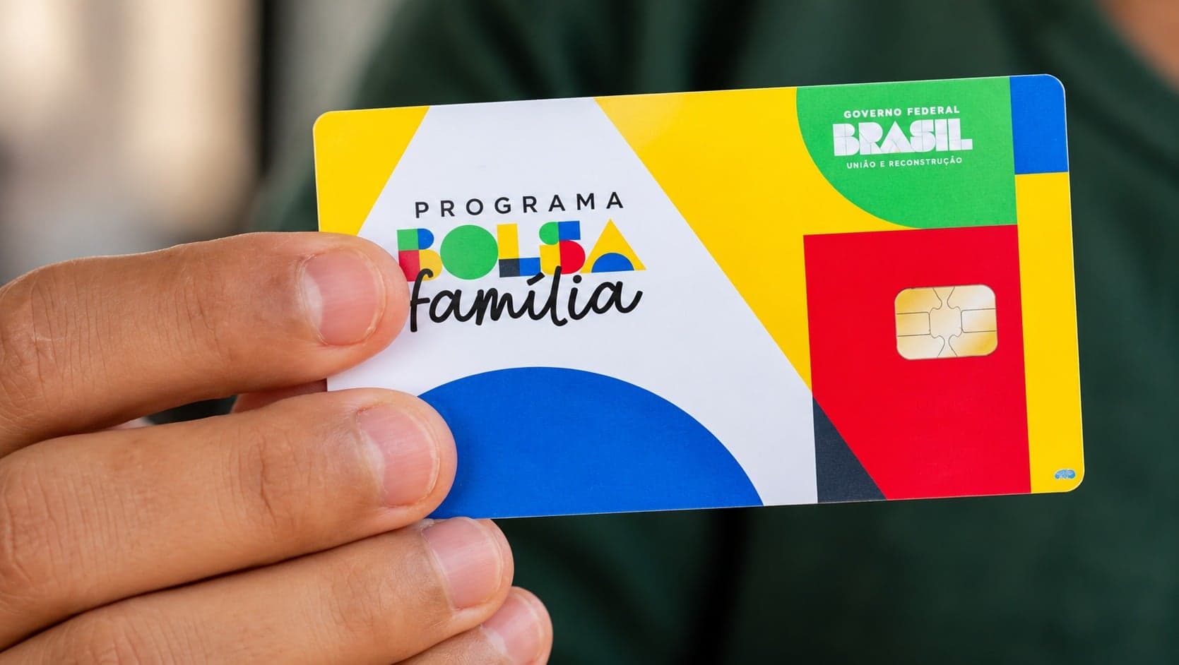 Bolsa Família começa a ser pago com reajuste de 15,04%