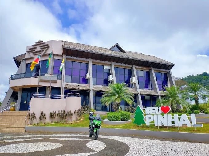 Prefeitura de Pinhal suspende atendimento ao público até o dia 9 para fechamento contábil