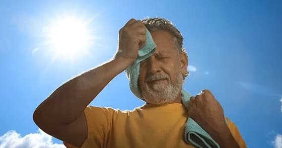 Calor pode aumentar risco de casos de AVC, alerta neurocirurgião