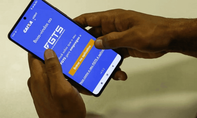 Governo avalia uso do FGTS para quitar dívidas