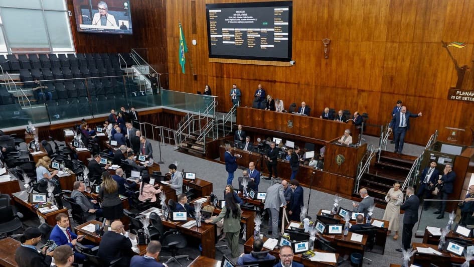 Assembleia aprova projetos que tornam TEAcolhe e Rede Bem Cuidar políticas permanentes de saúde