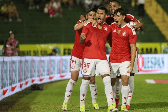 Inter goleia o Ypiranga nas semifinais do Gauchão 2026